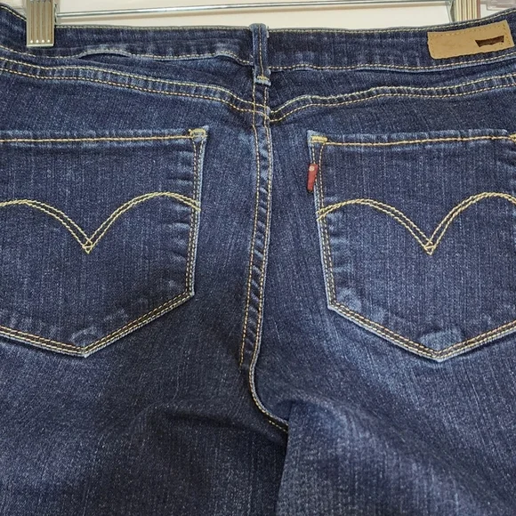 Levi's Jeans Women's 12 31x30 Boot Cut Bold Curve Classic Rise Dark Blue - Picture 1 of 10